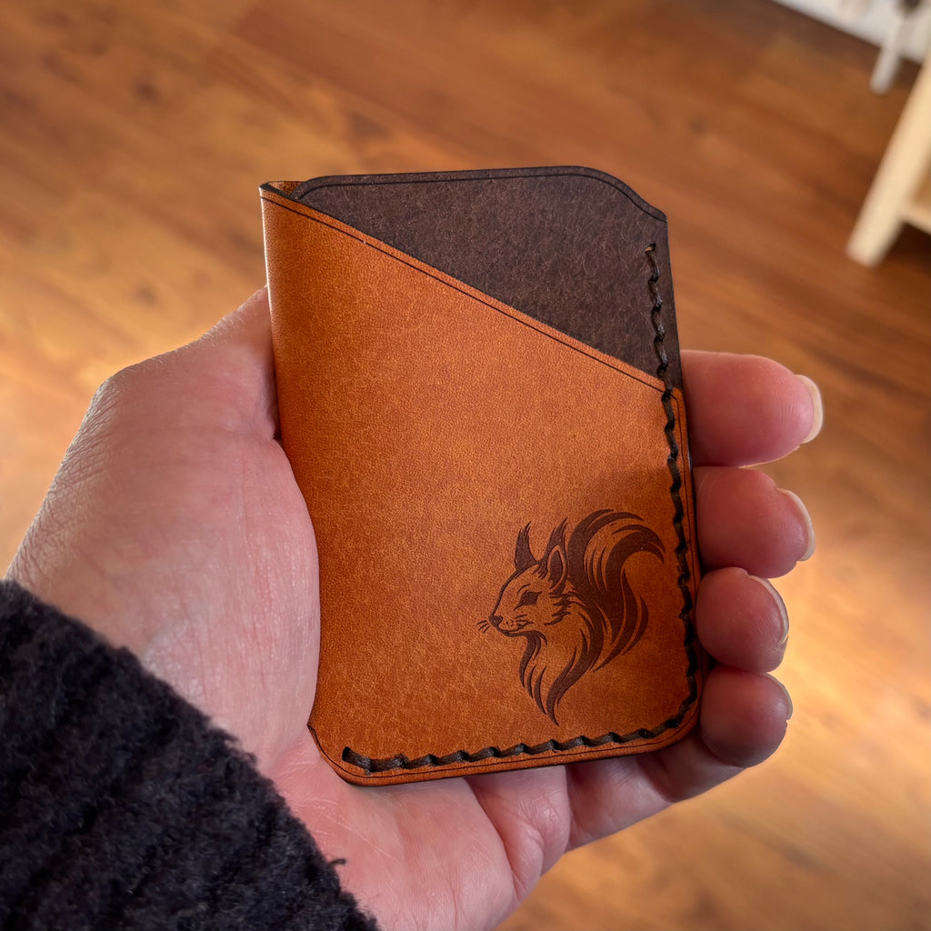 Leather EDC Squirrel Engraved Card Wallet - Olmo & Castanga - Hand Stitched
