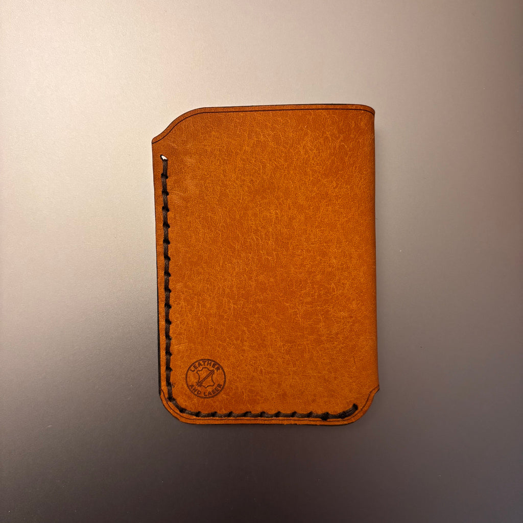 Leather EDC Badger Engraved Card Wallet - Olmo & Castanga - Hand Stitched