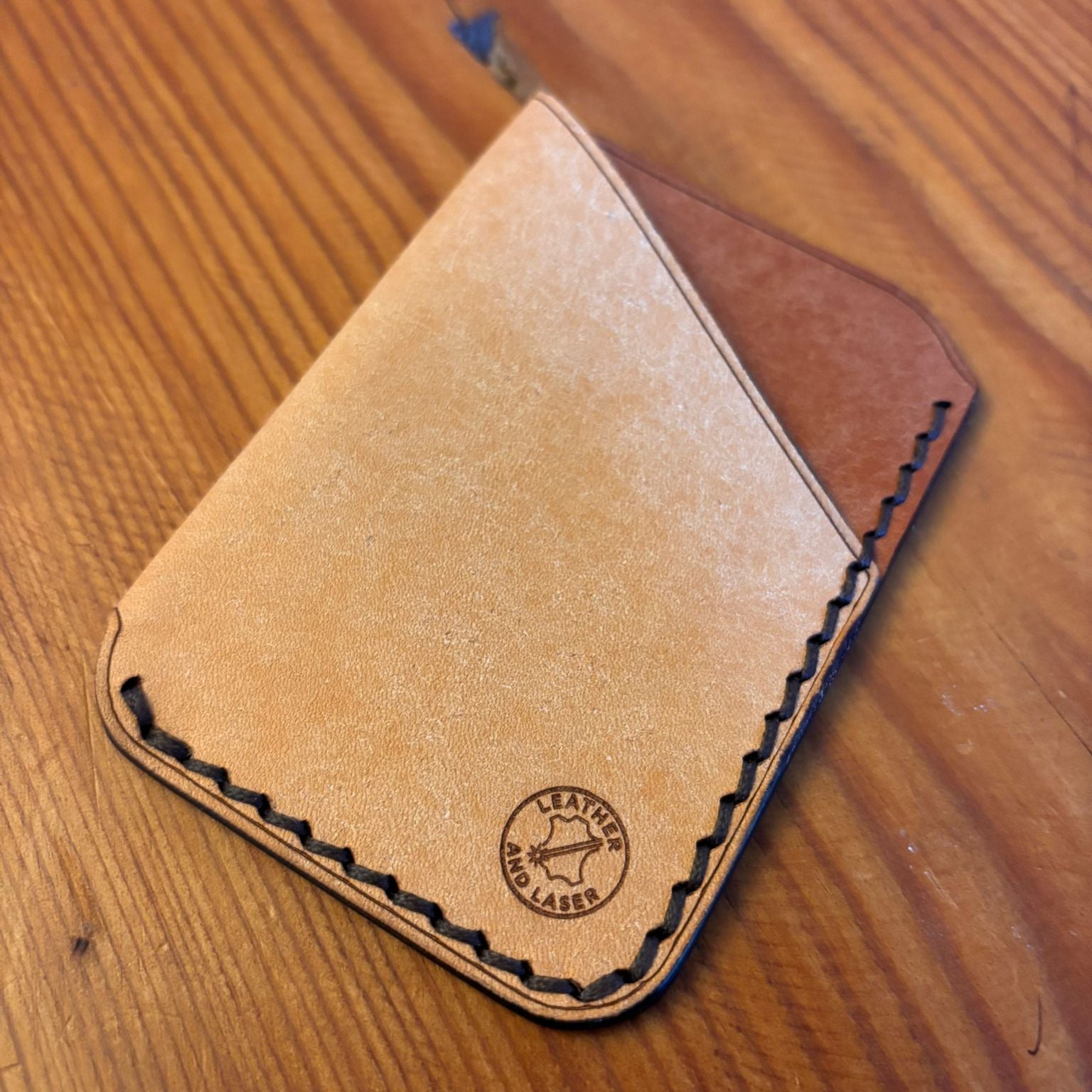 Minimalist EDC Two-Tone Leather Card Holder Wallet - Bone & Warm Tan | Hand-Stitched