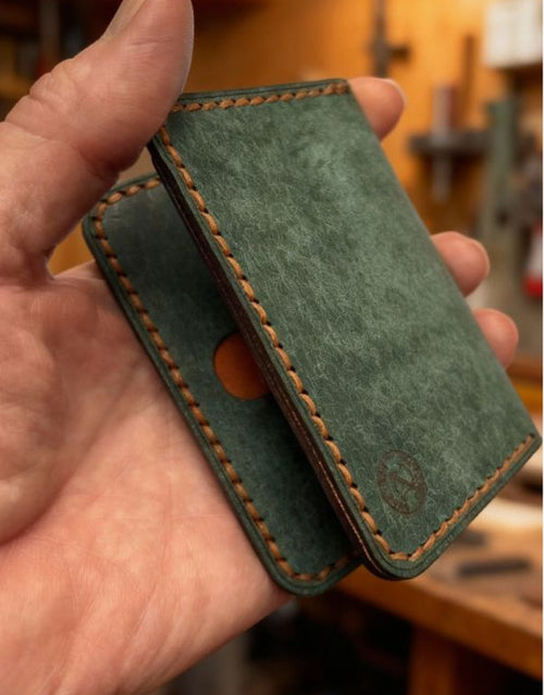 Bi-Fold Two-Tone Leather Card Holder - Patrolio & Olmo | Hand-Stitched